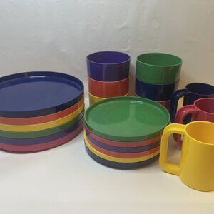 1960’s Multi-Color HELLER Stacking Plates Bowls and Cups Set Massimo Vignelli